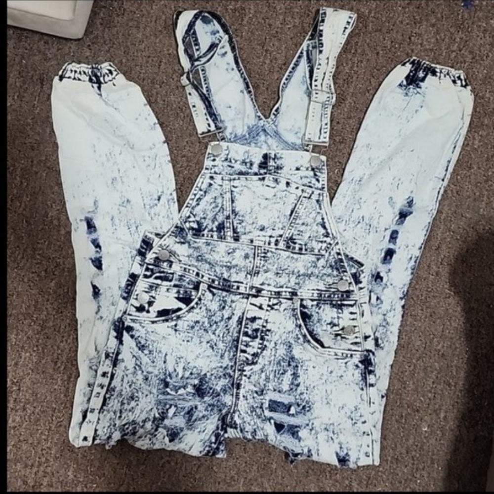 Distressed Overalls - Picture 7 of 7
